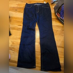 NWT Old Navy boot cut jeans, size 14